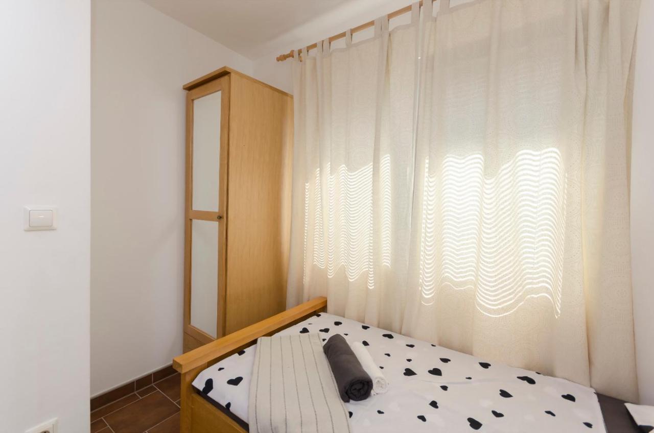 Teras De Vodice Apartment Bagian luar foto