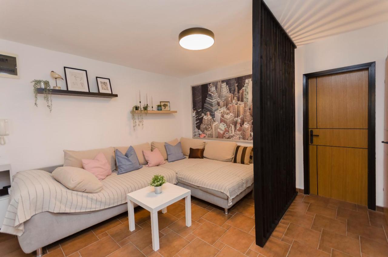 Teras De Vodice Apartment Bagian luar foto