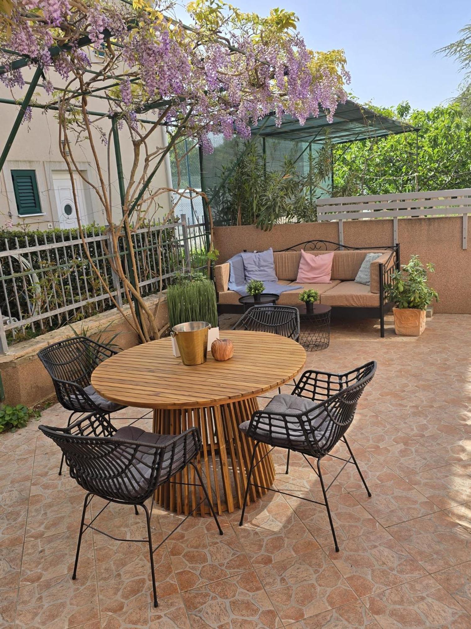 Teras De Vodice Apartment Bagian luar foto