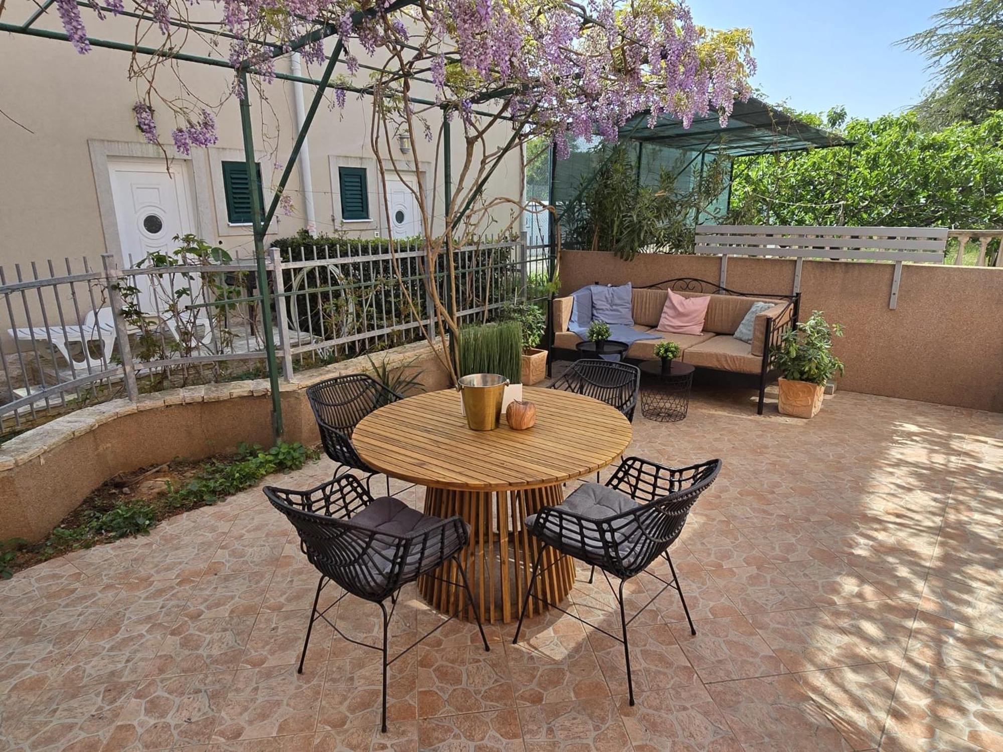 Teras De Vodice Apartment Bagian luar foto